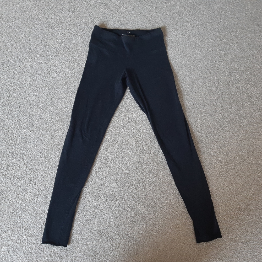 TNA Leggings